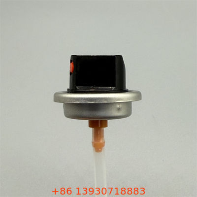 صمام ذكر عالي الجودة مرشوش بالرش للأنابيب الصناعية مع مقاومة للتآكل