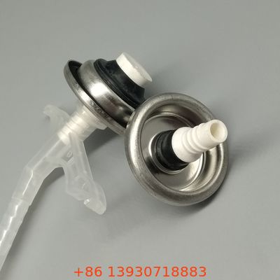 صمام رش رغوة PU فعال ومنخفض الضغط لمجموعات رغوة من مكونين مع إخلاء كامل للمنتج والحد الأدنى من النفايات