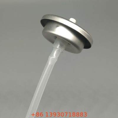 صمام التشحيم WD-40 المصمم بدقة للصيانة الصناعية والآلات مع التحكم المتسق في الرذاذ المرفق بالقش