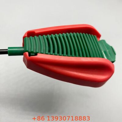 مشغل الزناد القابل للطي مع آلية قفل مانعة للتسرب، وأنبوب تمديد متكامل، وفوهة رذاذ مزدوجة العمل للأيروسول